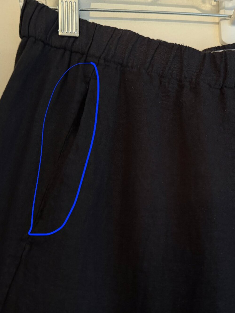 Velvet by Graham & Spencer black linen pants. Style is LOLA03. Size S. NWT. - Picture 5 of 8